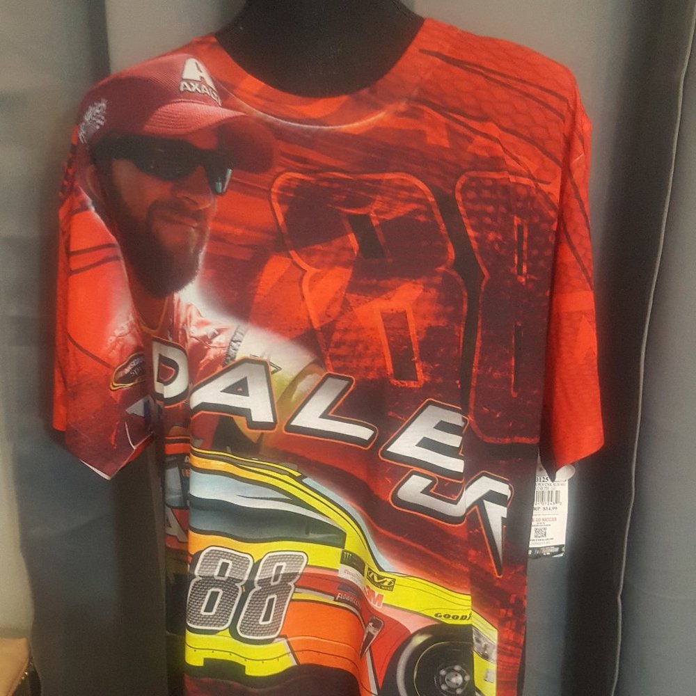 Dale Earnhardt Jr. T-Shirt- NWT